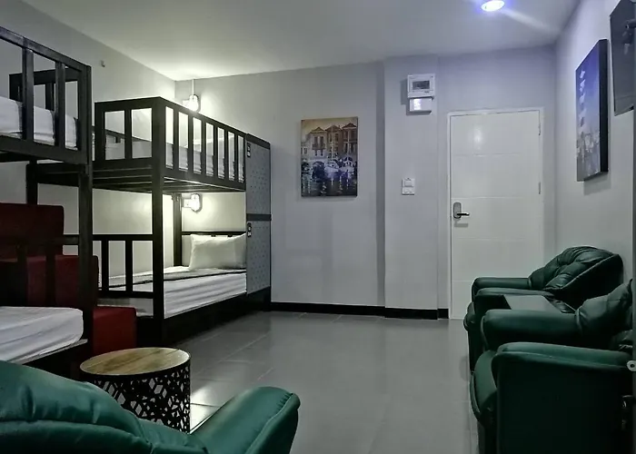 The Bunkhouse Donmueang Airport Hostal